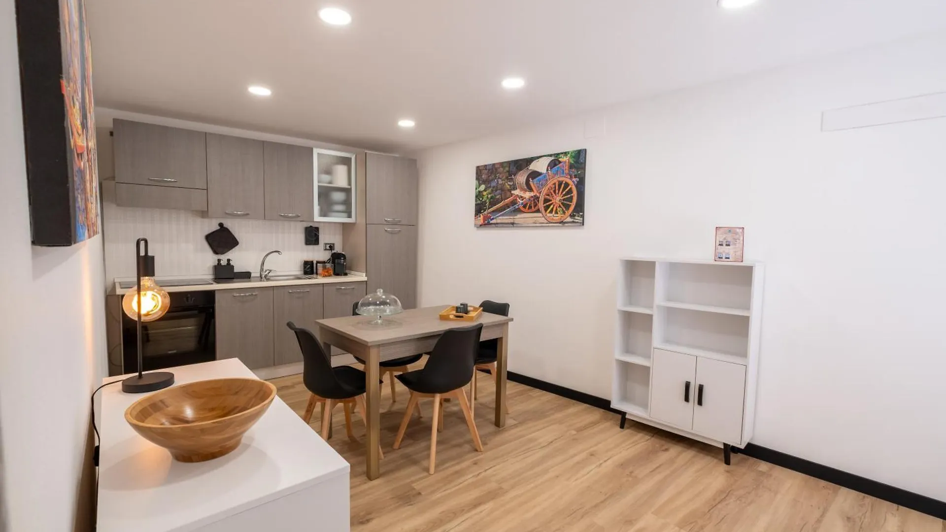 Aprimamanu Apartment Monreale Italy